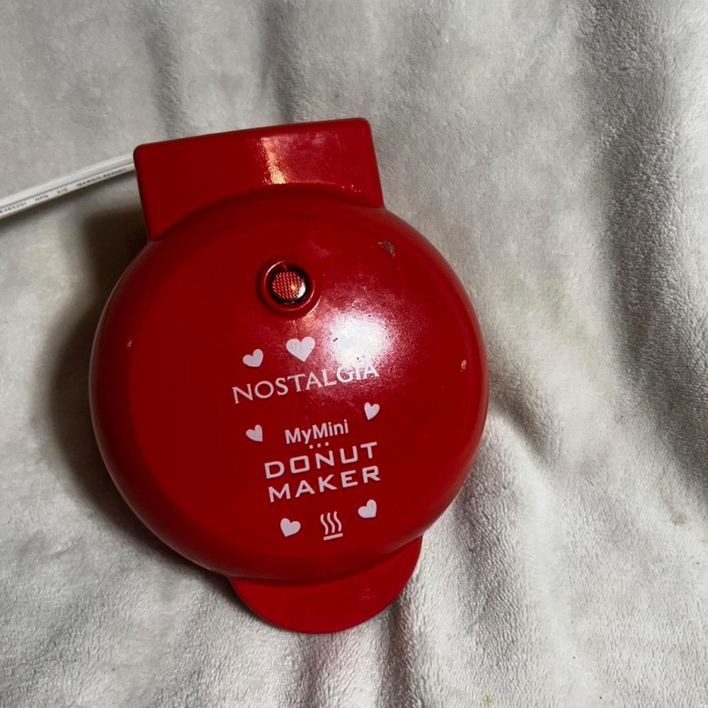 Nostalgia MyMini Heart Donut Maker